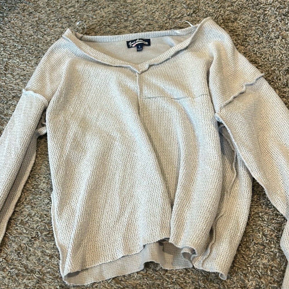 cute light grey sweater, tad see through but not bad at all!!